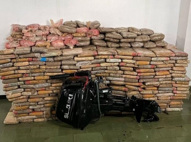 43a204137c0eb14d4af6f92a8a29a360