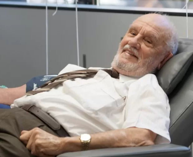 james harrison ficou conhecido como o homem do braco de ouro 1695754445706 v2 900x506.png