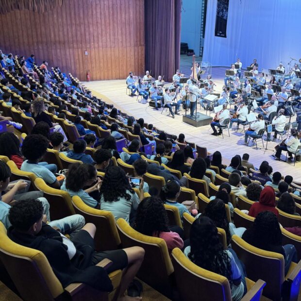 estudantes vivenciam experiencia musical com a orquestra sinfonica do teatro nacional foto capa 1920x1080