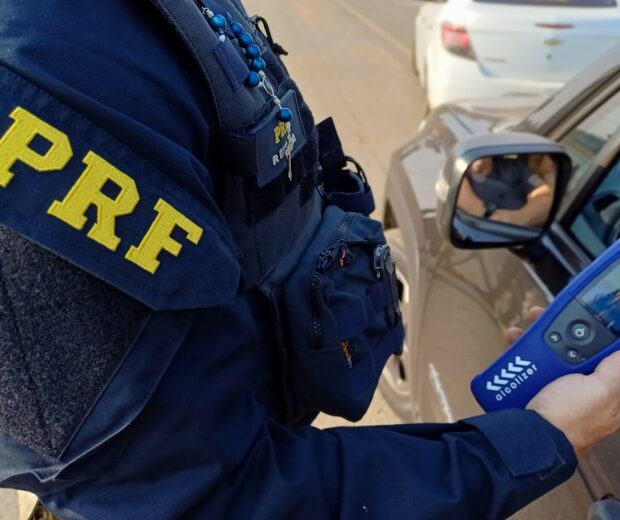 78b9f24d 5bbb 44ca a074 e76d5c57c818