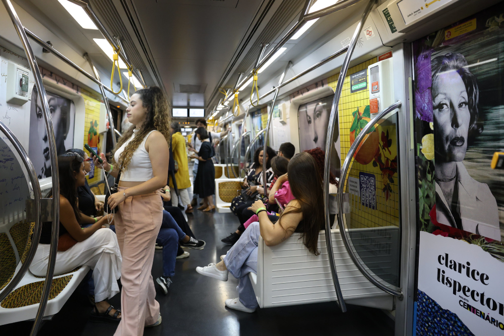 exposição clarice lispector no metrô sp (1)