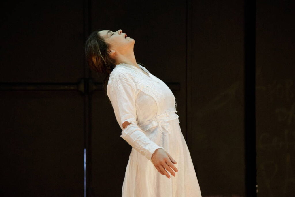 165720397262c6ed047eb37 1657203972 3x2 xl