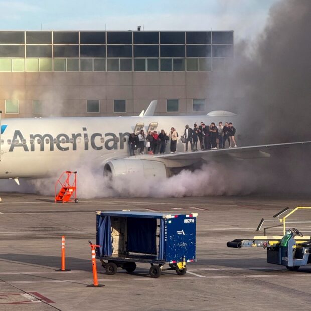 us plane accident fire