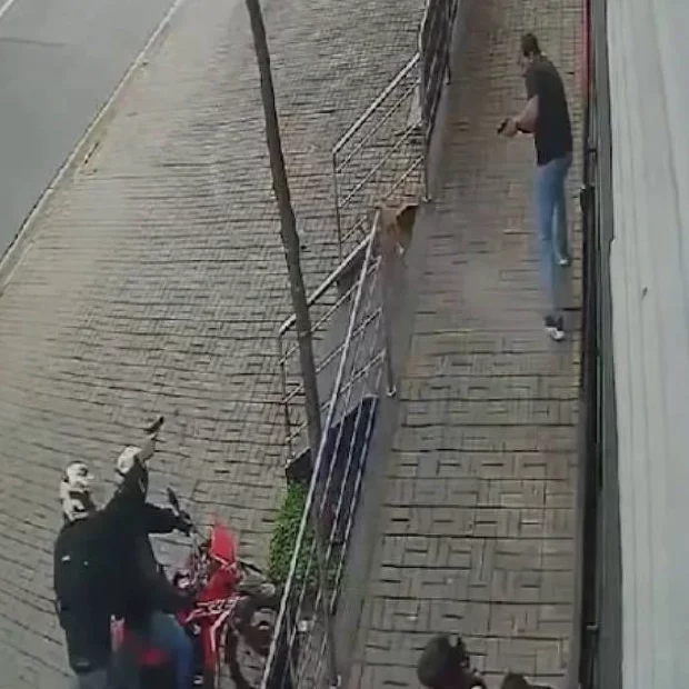 cac reage a ataque e atira contra criminosos em sao