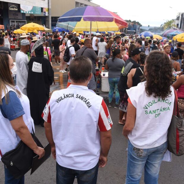 fiscalizacao da vigilancia sanitaria durante carnaval 2023 no df. foto tony winston agencia saude df 6 1536x1025