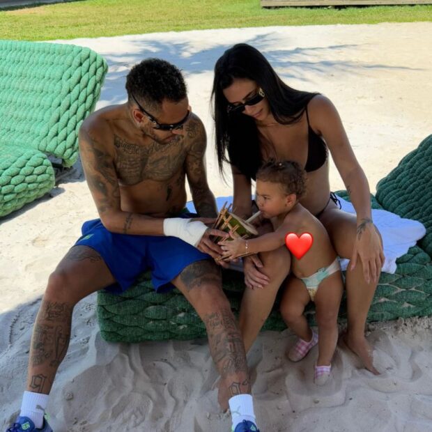 Após tantas polêmicas, a influenciadora e o jogador apareceram juntos