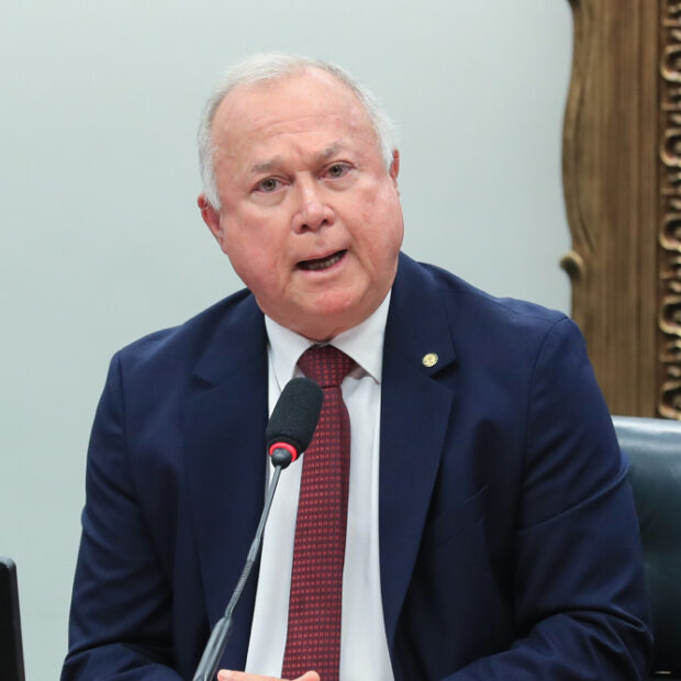 deputado paulo azi foi eleito presidente da comissão de constituição e justiça da câmara(1)