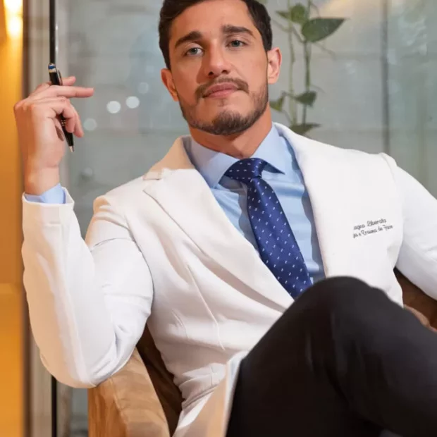 dr magno liberato 682x1024