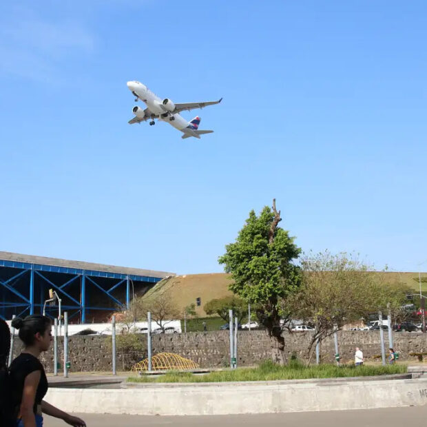 avião