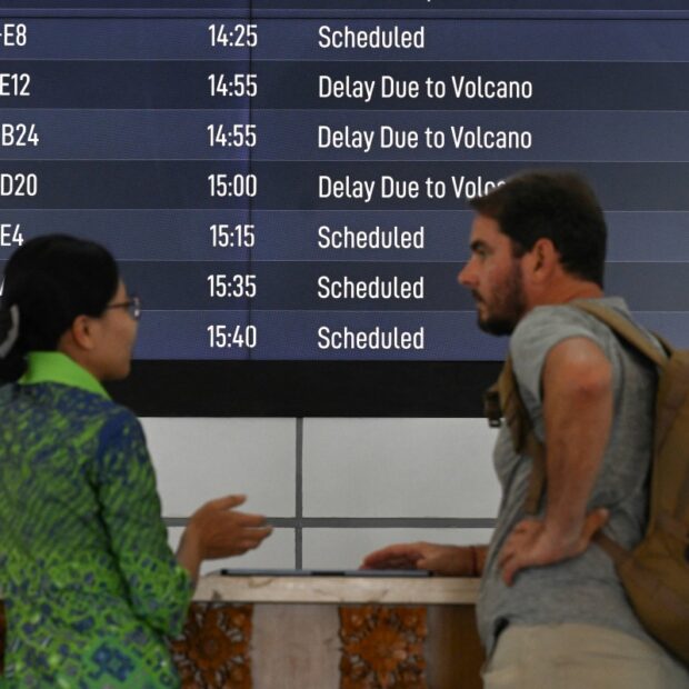 indonesia volcano aviation