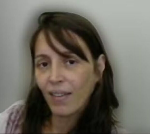 mulher é encontrada morta no porta malas