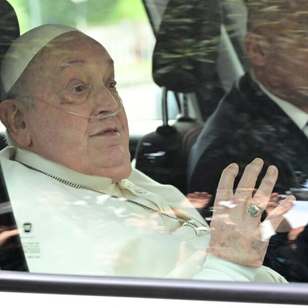 italy vatican pope health