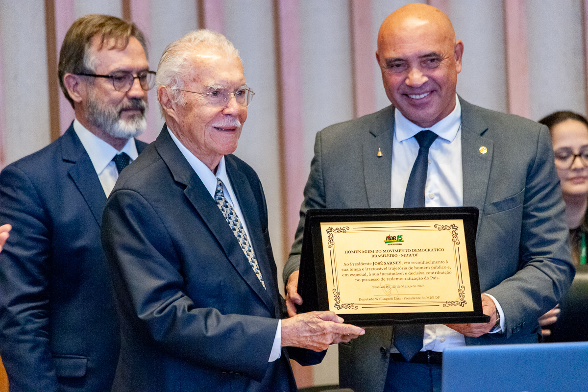 sessão solene em homenagem ao presidente josé sarney