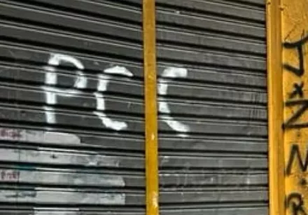 policia civil encontrou inscricoes com a sigla pcc no local onde um estudante da puc foi mantido refem em sao paulo 1711129934490 v2 900x506.jpg