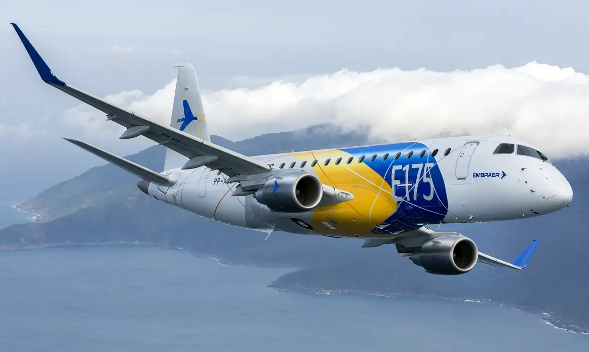 embraer e175
