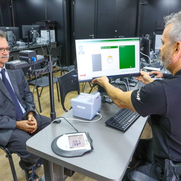 grinaldo pereira 60 anos servidor publico federal 6 scaled 1 1920x1280