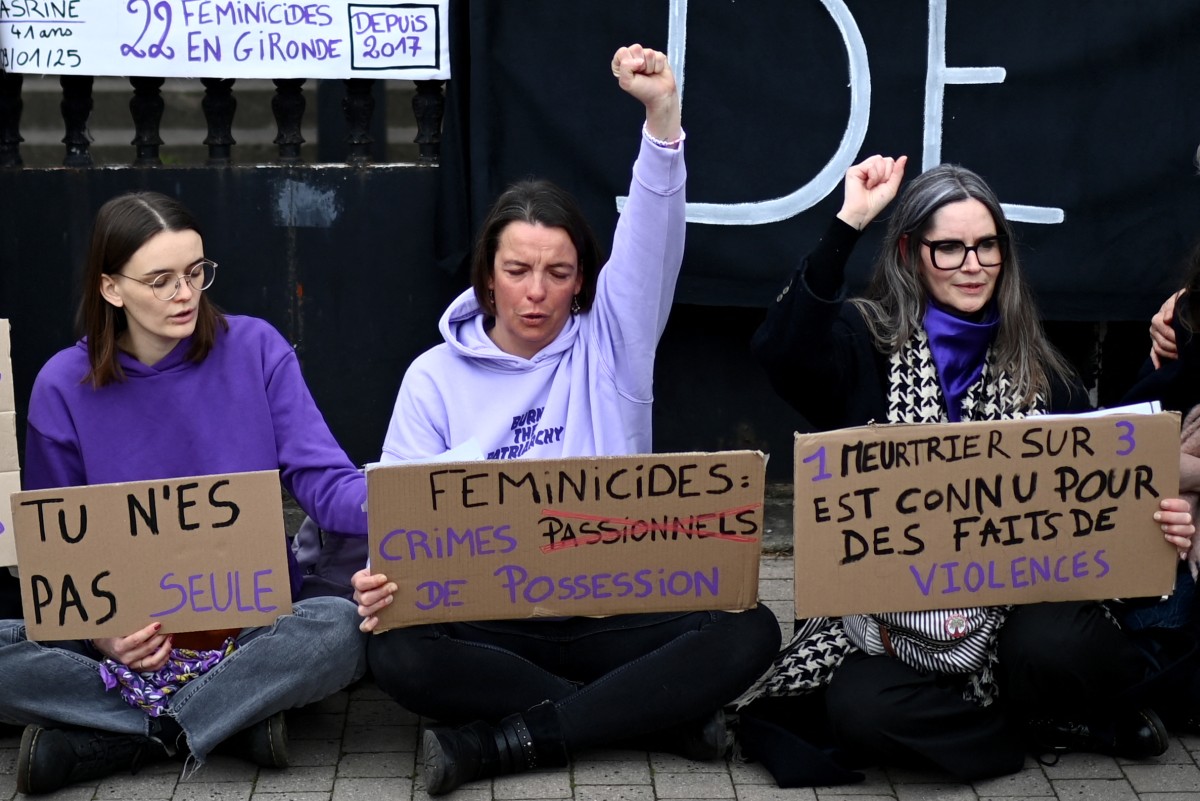 france justice trial crime femicide demo
