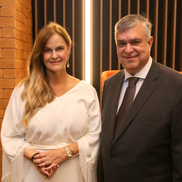 flávia badaró, presidente da abih mg e rodrigo cançado, vice presidente da abih mg
