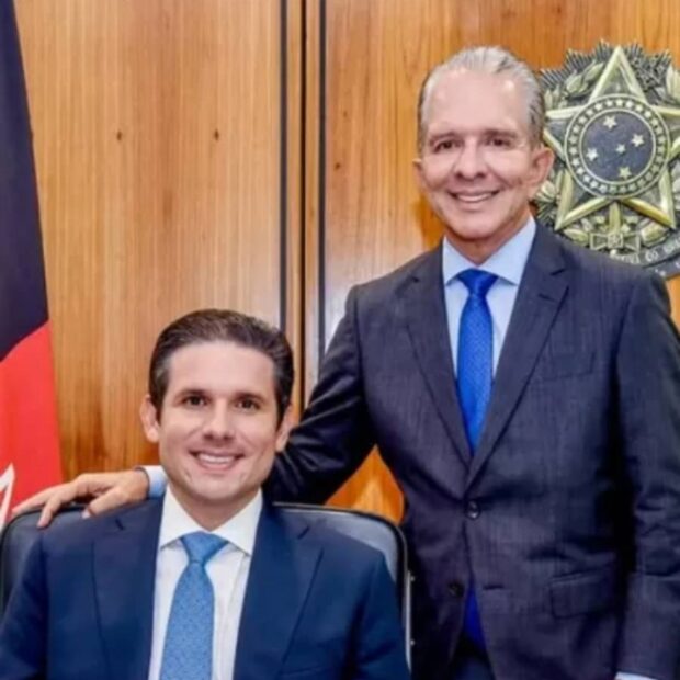 hugo motta republicanos pb e seu pai nabor wanderley