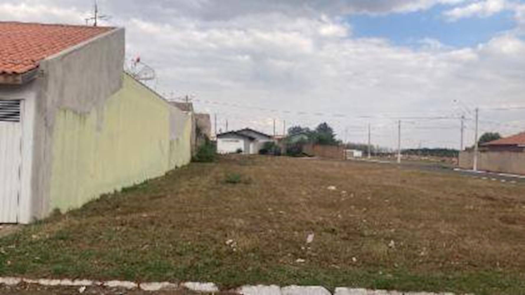 terreno em mineiros do tiete