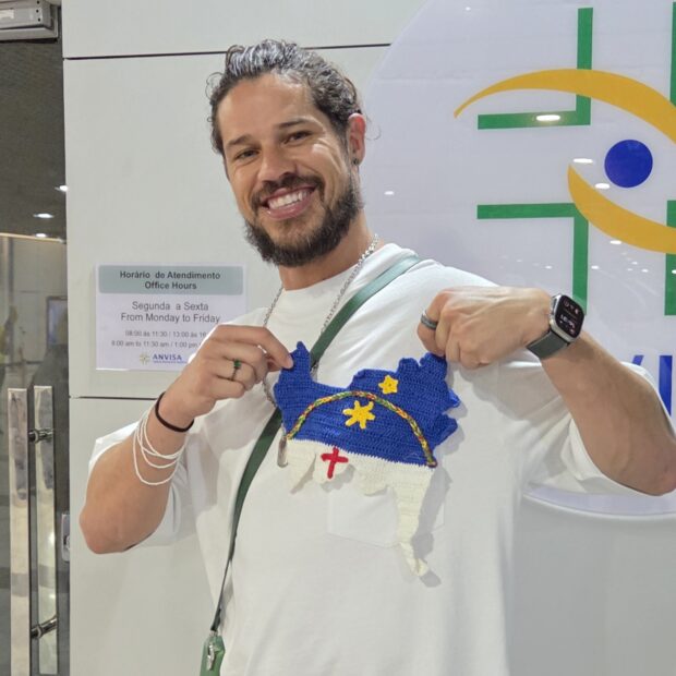 José Loreto desembarca em Pernambuco para fazer Jesus na Paixão de Cristo de Nova Jerusalém