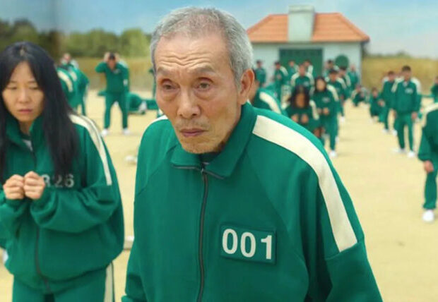 Aos 80 anos, veterano sul-coreano que brilhou na Netflix é sentenciado por abuso sexual; o caso chocou fãs e repercute no mundo todo