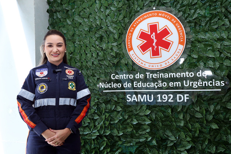 enfermeira lorhana morais. foto sandro araujo agencia saude df