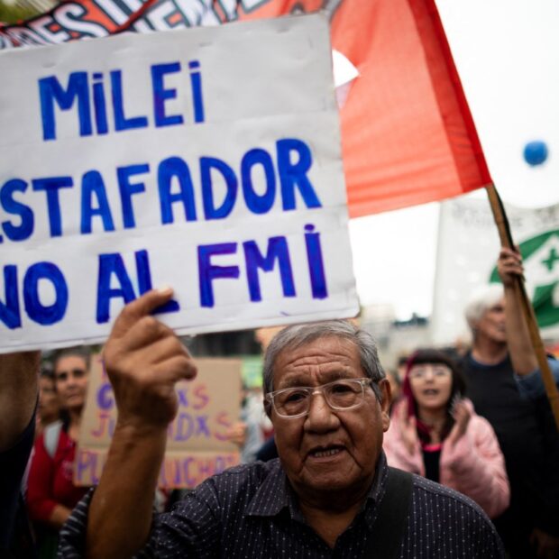 argentina pensions protest