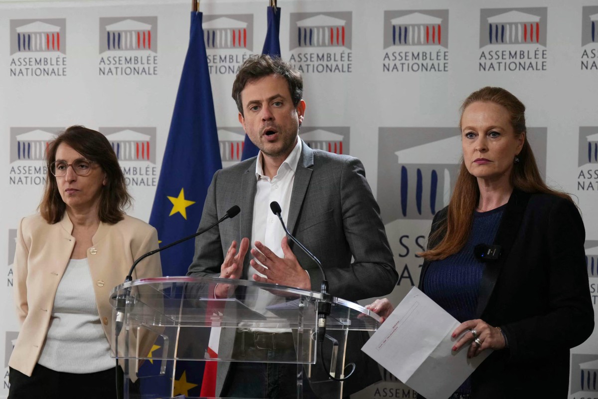 france politics education schools assault violence children