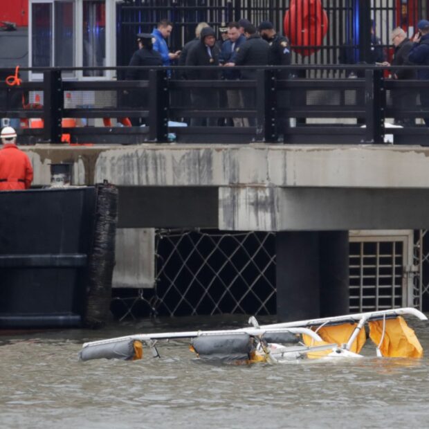 us crash helicopter new york