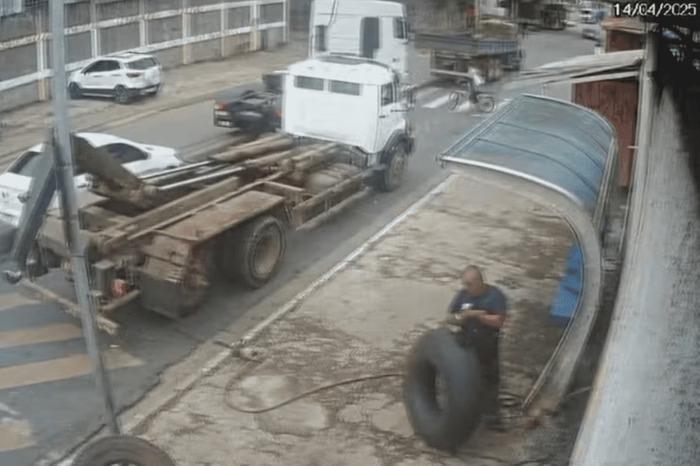 jovem morto or caminhão