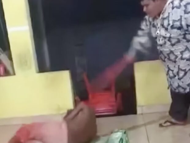 1996e7f16dddc6d916918c940e7fcf90