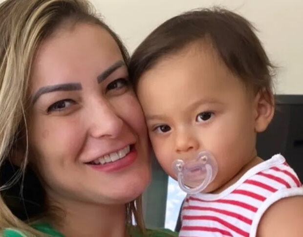 No Dia Mundial de Conscientização do Autismo, influenciadora emociona ao dividir descoberta sobre o caçula de 3 anos e especialistas reforçam importância da escuta familiar.