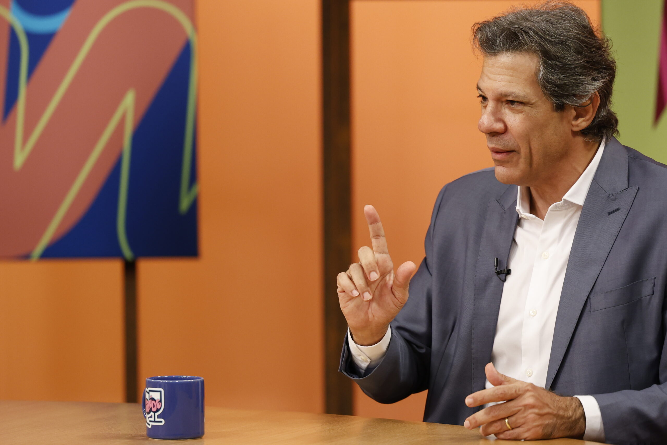 programa sem censura entrevista o ministro fernando haddad