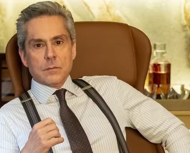 Por meio de uma breve ligação, o diretor artístico da novela, Paulo Silvestrini, o convidou para interpretar o vilão