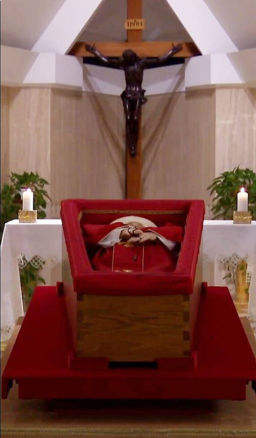 papa francisco caixão 1