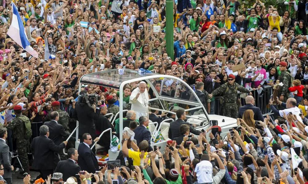 papa francisco rio de janeiro povo