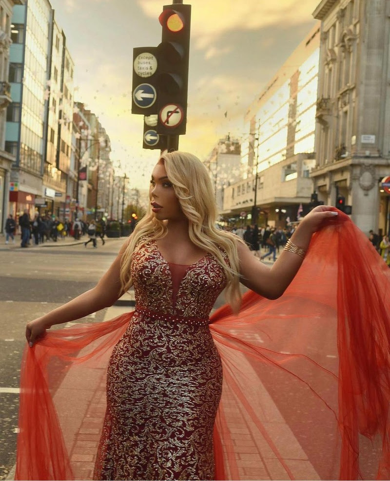 Suellen Carey desabafa: “Não aceito viver encaixada em limites que os outros impõem sobre quem eu sou”