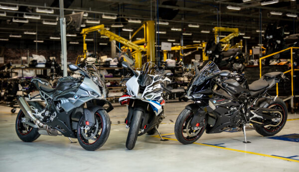 p90597040 highres bmw s 1000 rr
