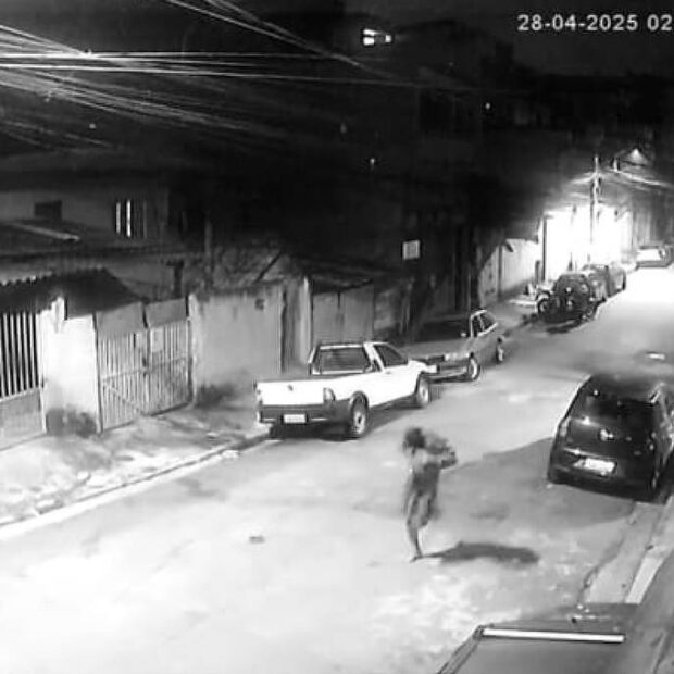 policial é morto com a propria arma