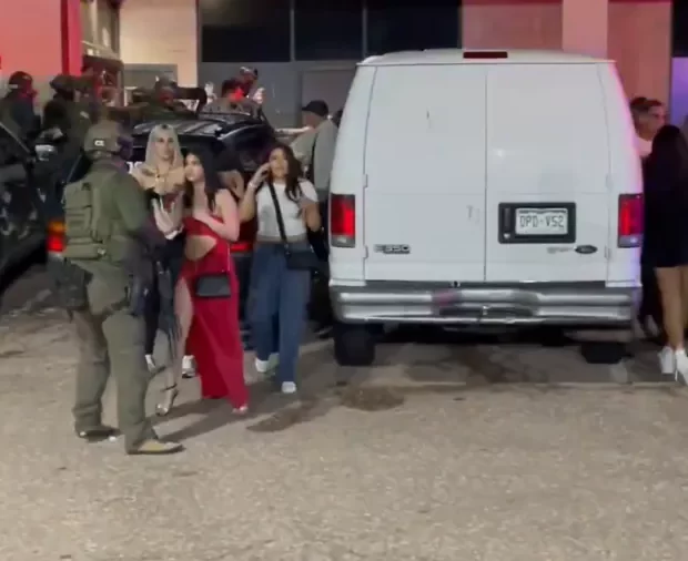 mais de 100 migrantes detidos durante operacao em casa noturna 1745834316155 v2 900x506.png