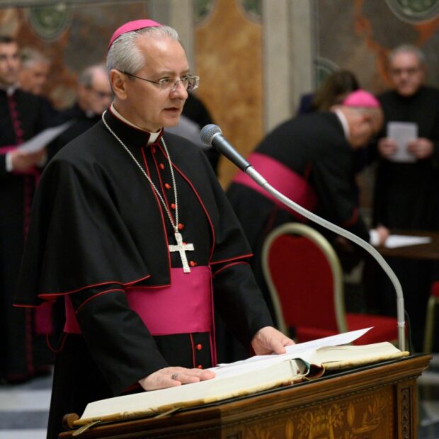 vatican religion pope conclave