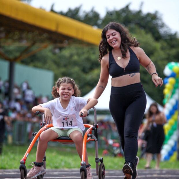 69603aae 2520 417d 9942 cf29f07f6671