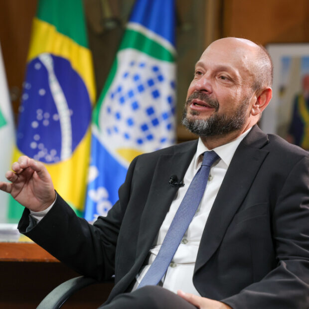 entrevista com o presidente do inss, gilberto waller