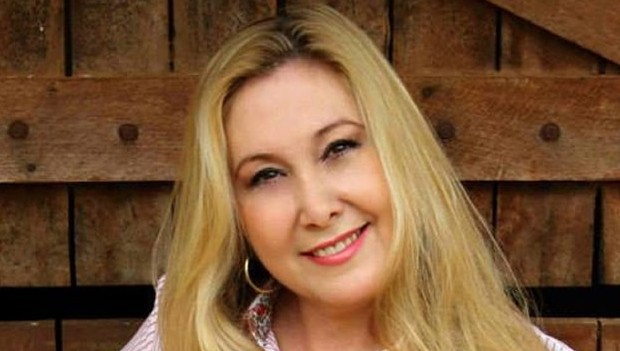 Jayne, rainha dos rodeios já lançou livro com jornalista da Tv Globo