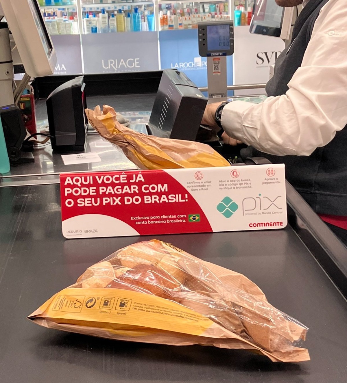 A imagem sobre o método de pagamento brasileiro em terras portuguesas virou alvo de brincadeiras nas redes sociais