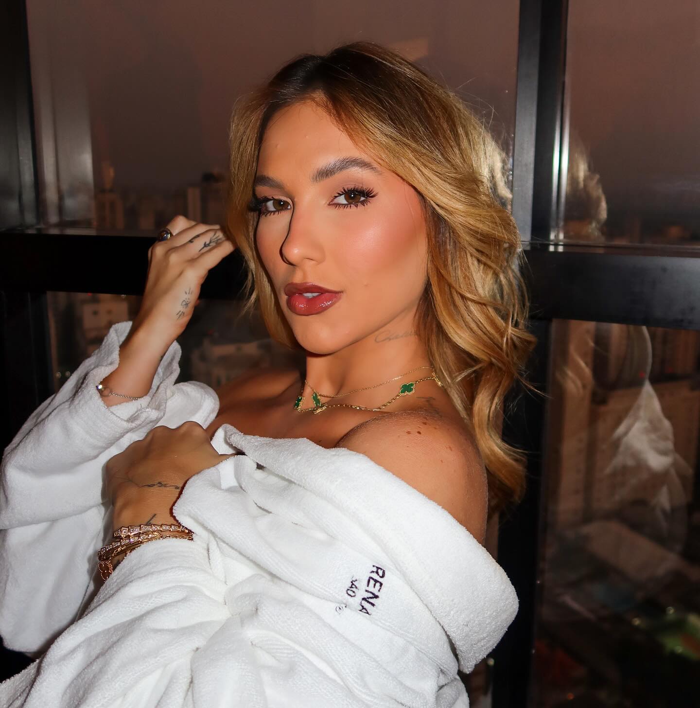 Influencer queridinha da web vai encarar a CPI das Apostas com direito ao silêncio sobre si mesma