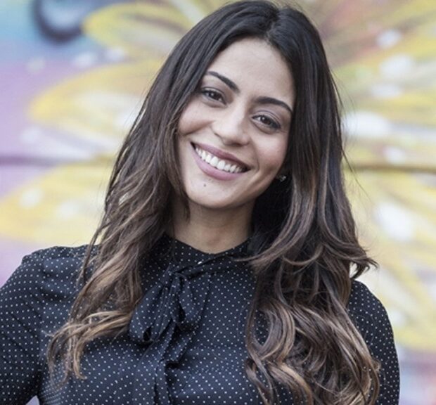 Atriz se revolta nas redes e engrossa o coro dos que acham um absurdo a influencer comandar a bateria no Carnaval de 2026.