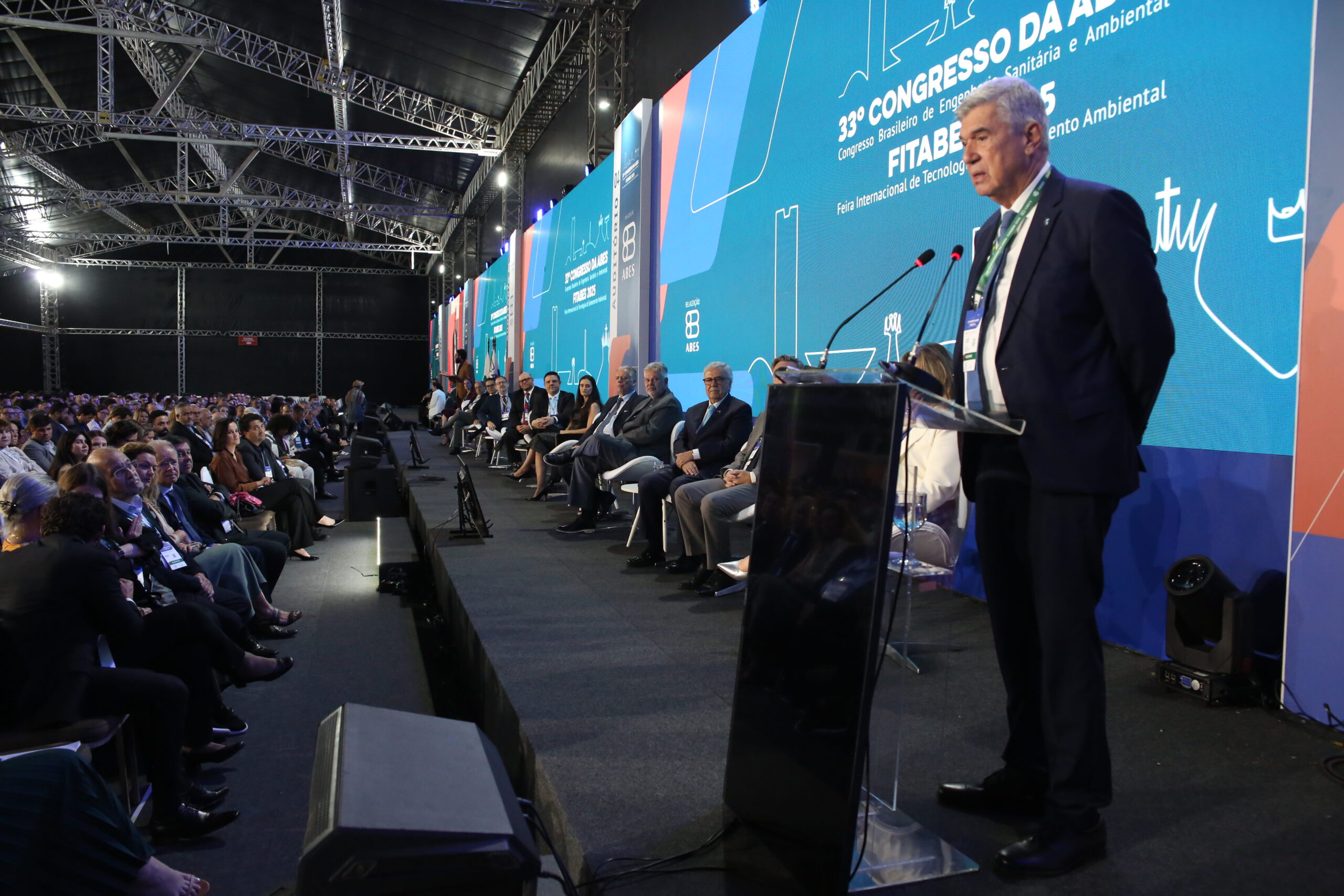 26.5. congresso e feira caesb. foto marco peixoto caesb2