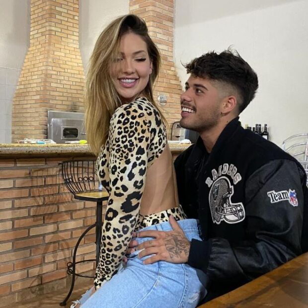 Com o anúncio do fim do casamento, milhares de pessoas passaram a seguir o casal por estarem curiosos sobre o motivo da separação